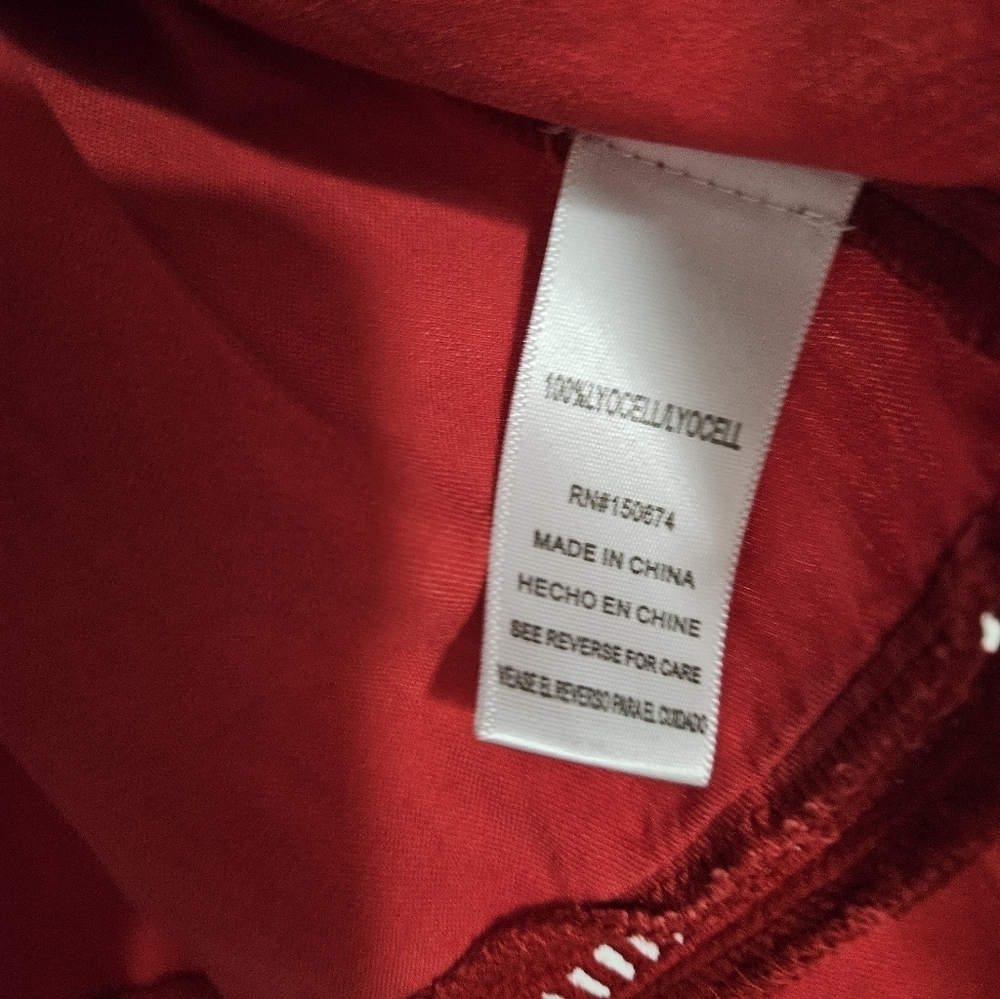 Billy T Red Embroidered Cold Shoulder Top - Picture 4 of 7
